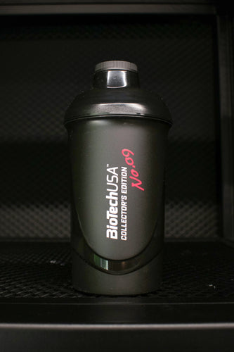 Limitierte Auflage, sammelbarer Shaker (Drachenfrucht-Litschi) - 600 ml
